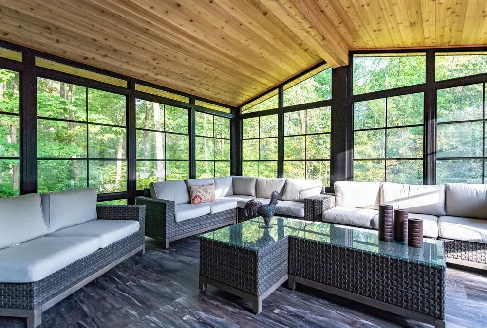 What’s the Difference Between a Three-Season and All-Season...